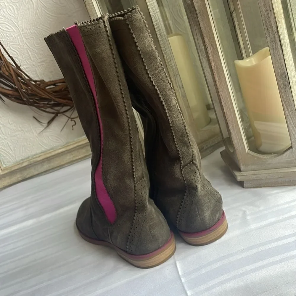 Sperry Top Sider Kids Zip Up Boots - 4 M - Excellent Condition